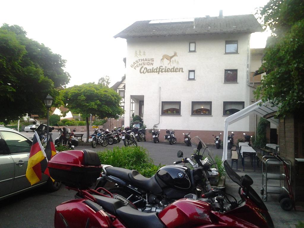 Hôtel Landgasthof Waldfrieden à Wildensee Extérieur photo