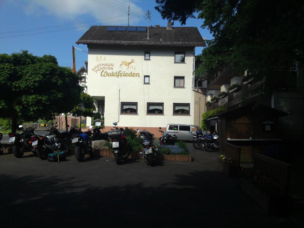 Hôtel Landgasthof Waldfrieden à Wildensee Extérieur photo